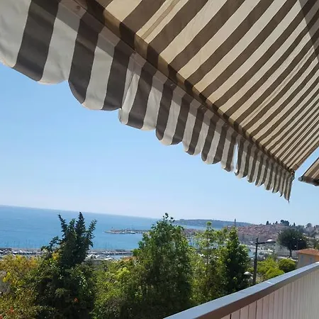 Lägenhet L'estoril Garavan